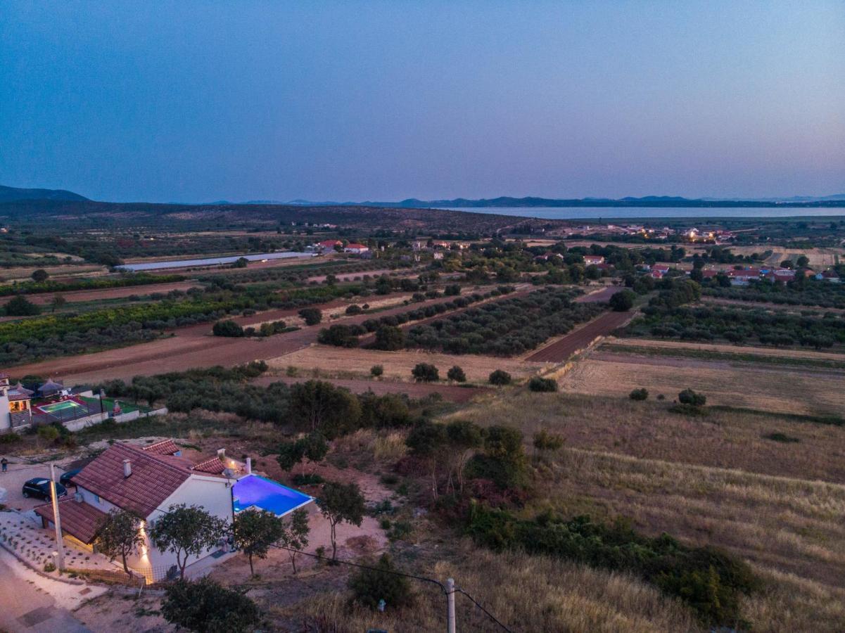 Brand New Villa Cara D Oro, Vrana Vrana  المظهر الخارجي الصورة